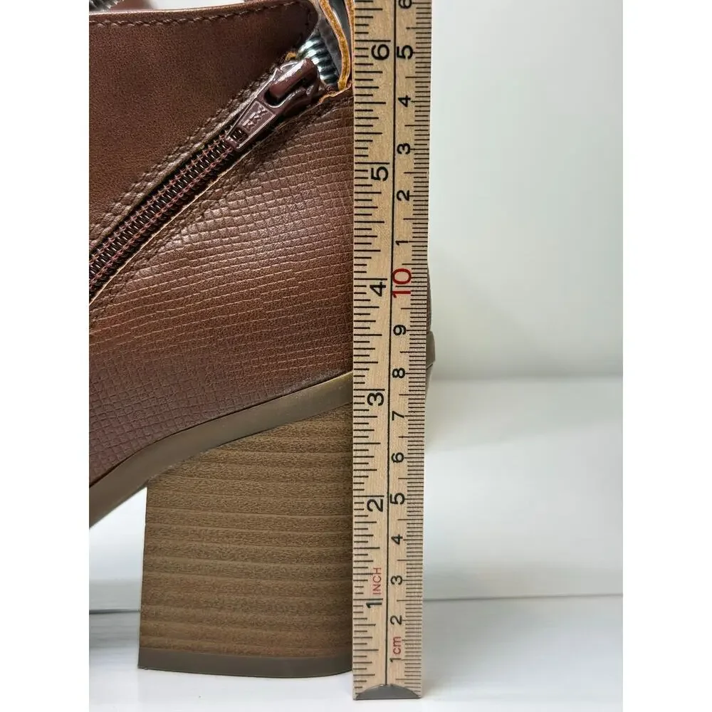 Universal Thread Brown Block Heel Booties Size 8